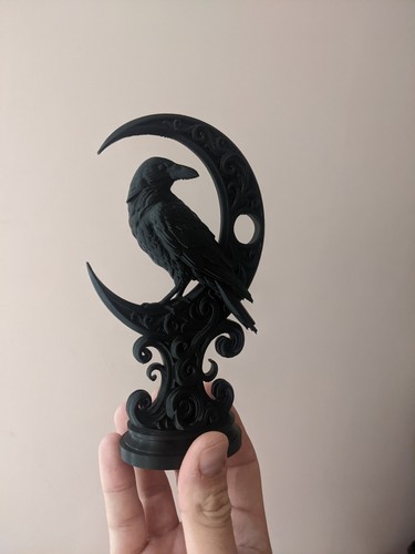 Statuina uccellino corvo nero
